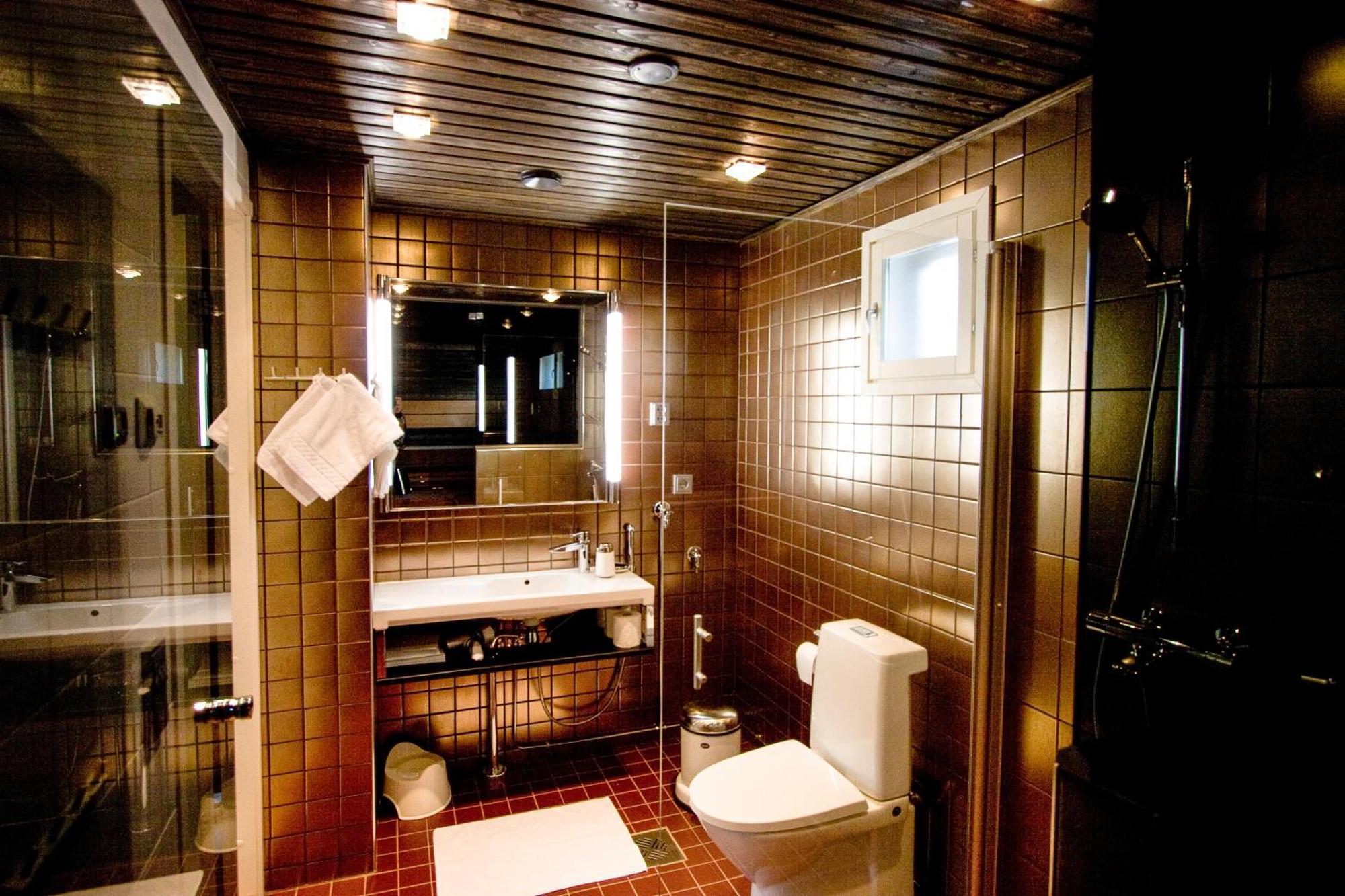Haapala Suites Entinen Iida ווקאטי חדר תמונה