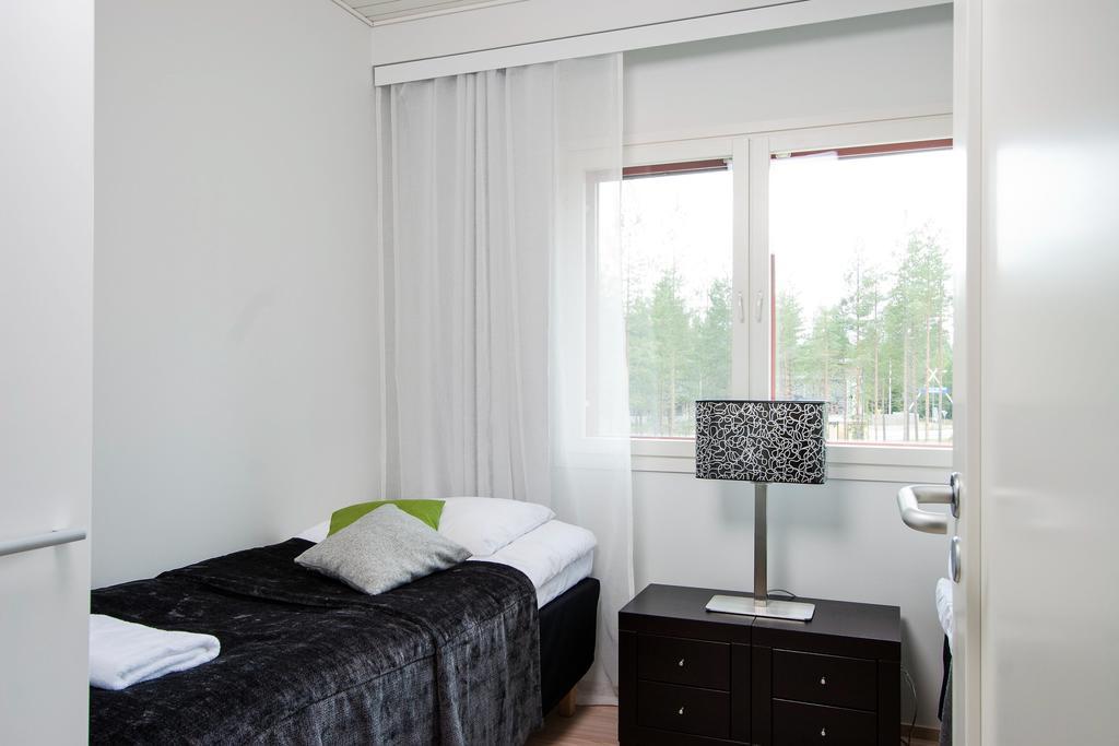 Haapala Suites Entinen Iida ווקאטי חדר תמונה